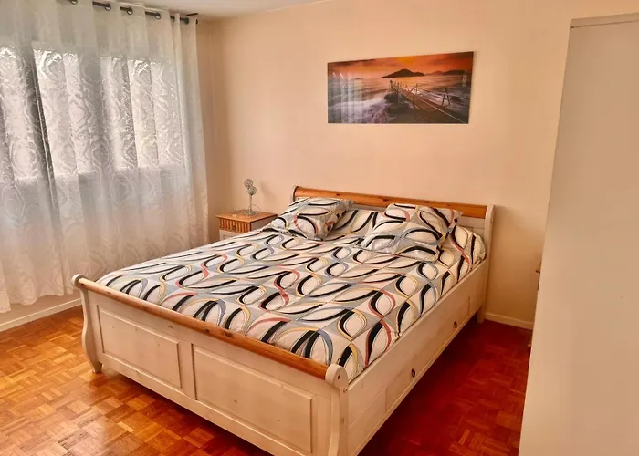 Open 24 7 Apartment Parking 15\' Paris 3\' Athletica